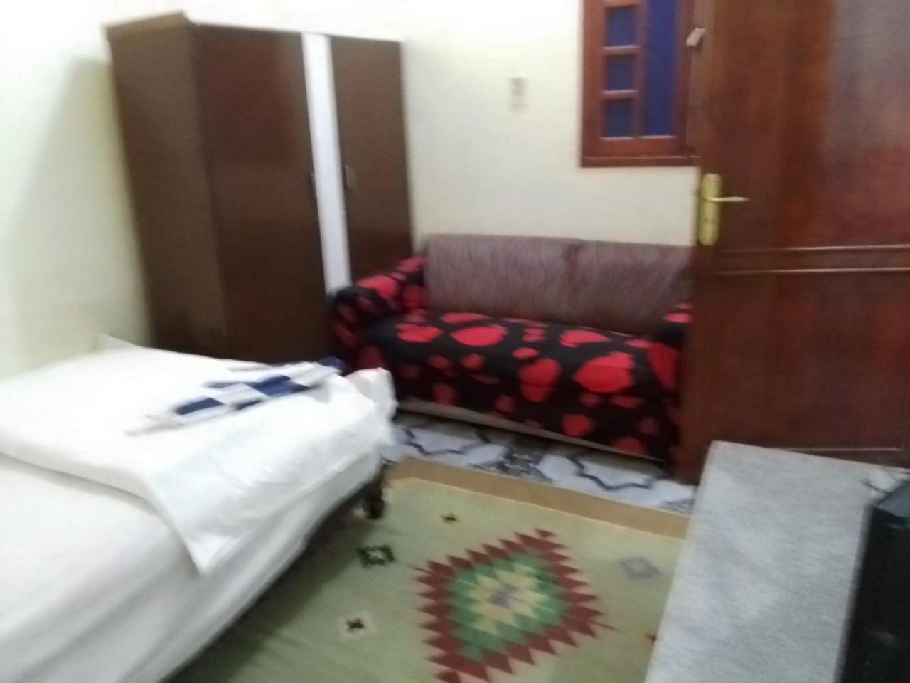 לוקסור One Love Guesthouse & Restaurant מראה חיצוני תמונה